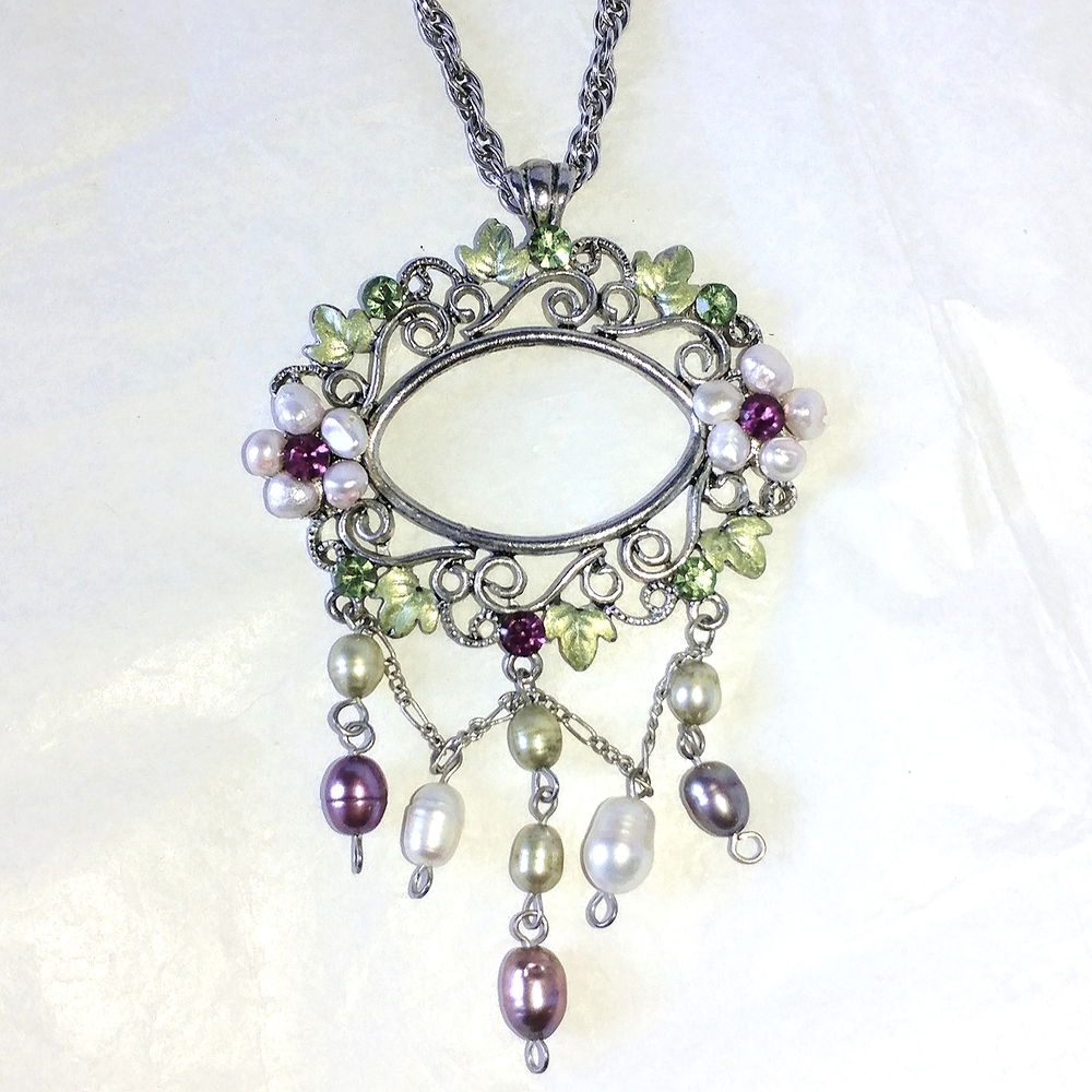 ART NOUVEAU STYLE PENDANT, GENUINE PEARLS & ENAMEL - 30" ROPE CHAIN